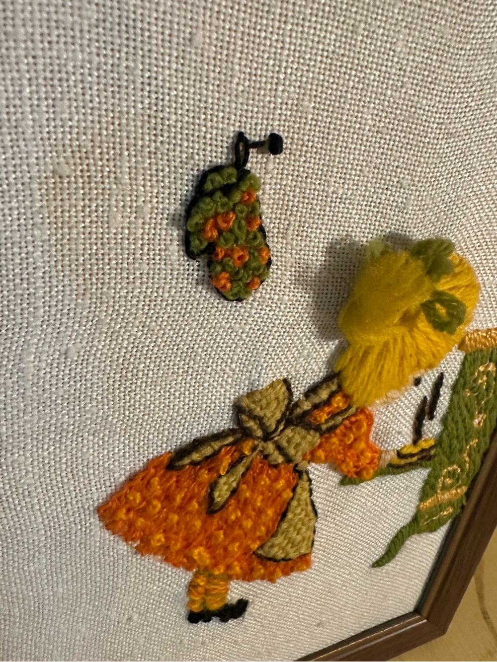 Vintage 70s Crewel Embroidery Wall Art Hand Stitched Retro Kitchen Decor - Picture 4 of 6